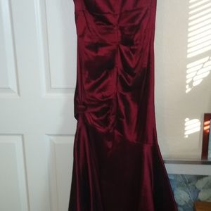 Stunning red lace with scalloped bottom formal gow